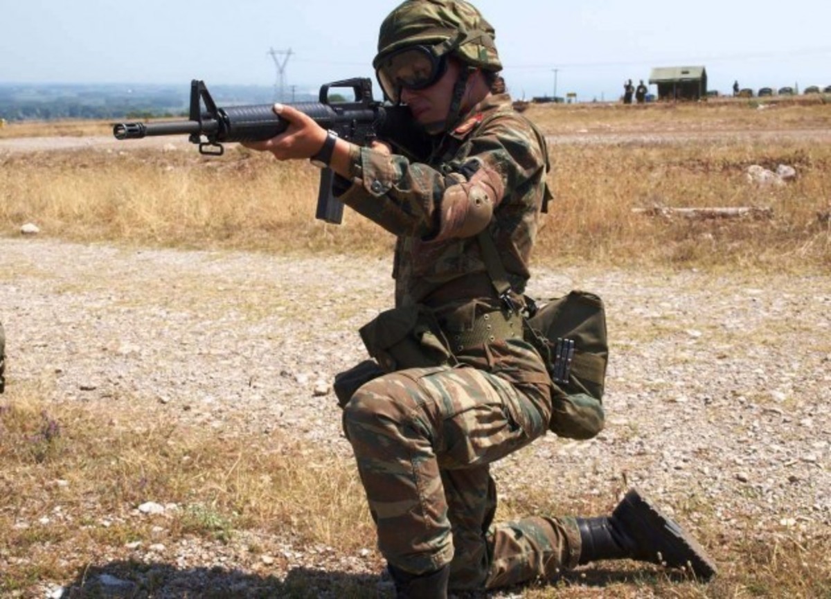 Αυτή είναι η πρώτη Αμερικανίδα Αξιωματικός Πεζικού!