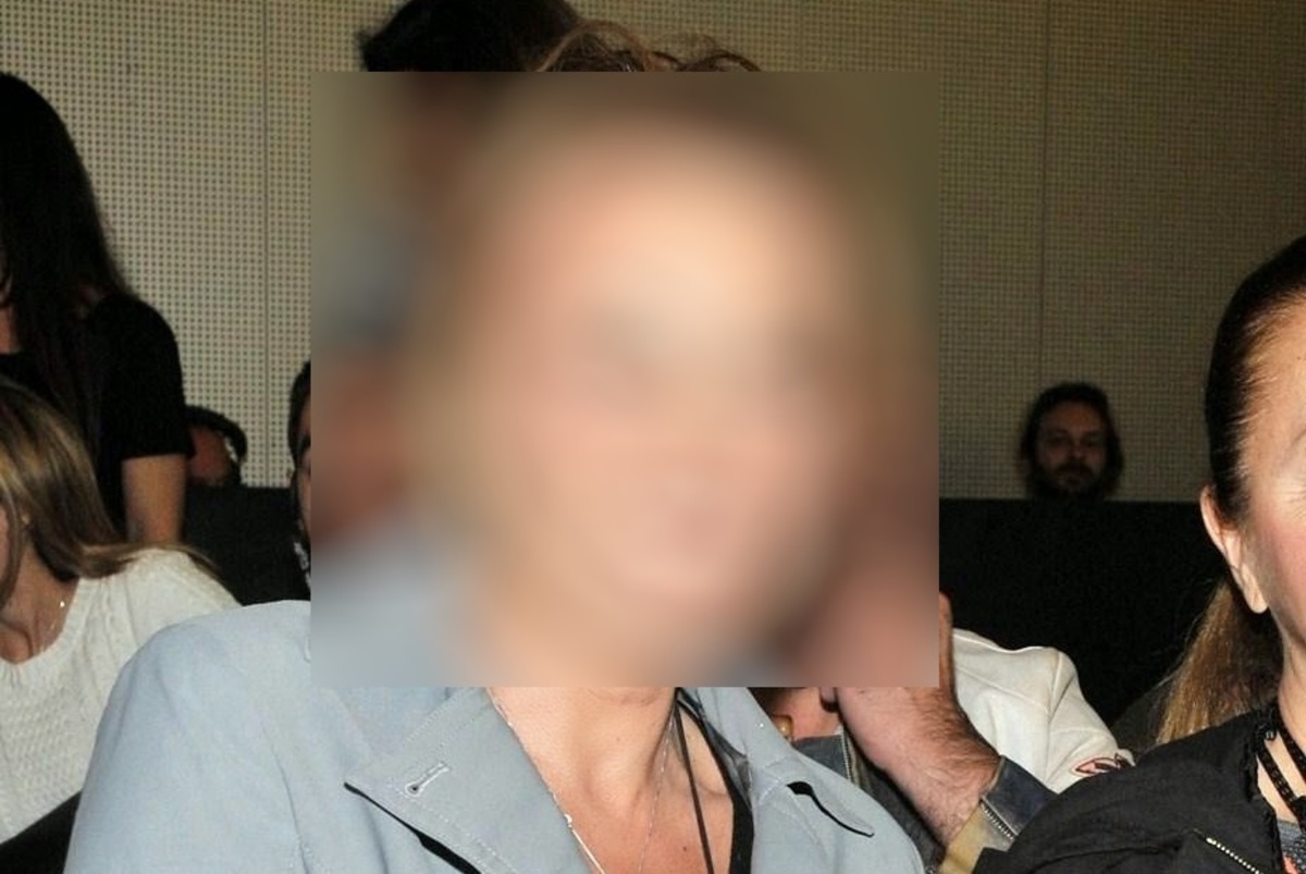«Όταν είδε ο γιος μου τις αισθησιακές φωτογραφίες μου είπε… Ήσουν έξυπνη που δεν έδειξες το στήθος σου»!