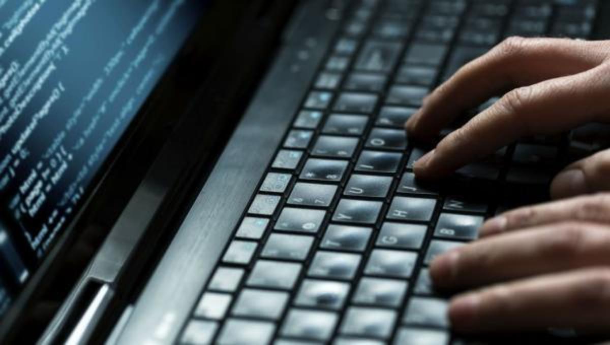 Αυτός είναι ο πρωτουργός της ψηφιακής κατασκοπείας
