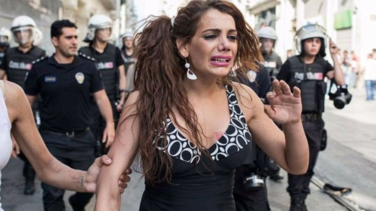 Θρήνος στην Τουρκία για την φρικτή δολοφονία της πιο γνωστής τρανσέξουαλ της χώρας!