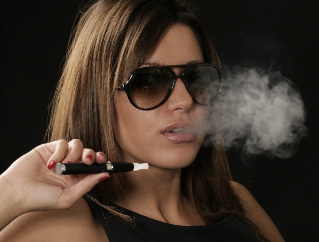 Ξεκίνησε την κατάσχεση και την καταστροφή ηλεκτρονικών τσιγάρων ο ΕΟΦ