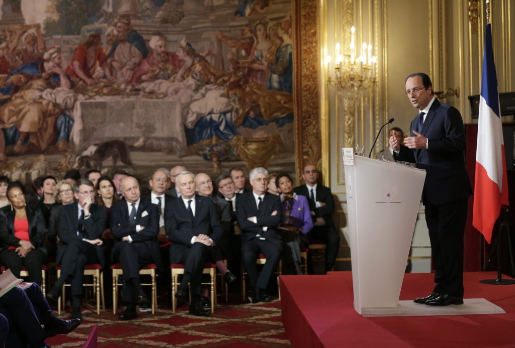 Ικανοποίηση στο κόμμα της Μέρκελ μετά την ομιλία του Ολάντ – Στηρίζει τη “στροφή” του Γάλλου προέδρου