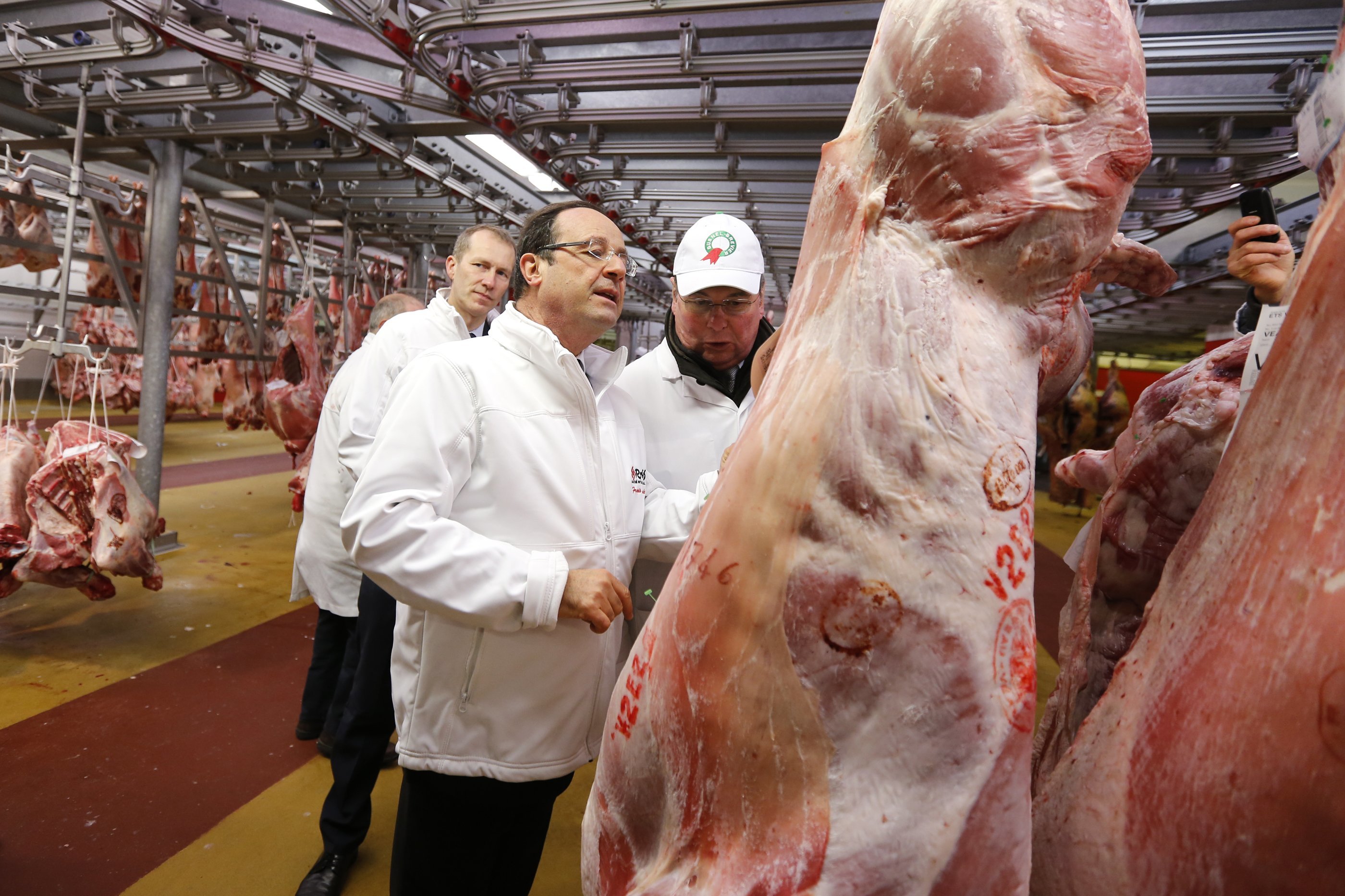 Ολάντ: Στοχεύει στη μείωση της ανεργίας μέχρι το τέλος του 2013