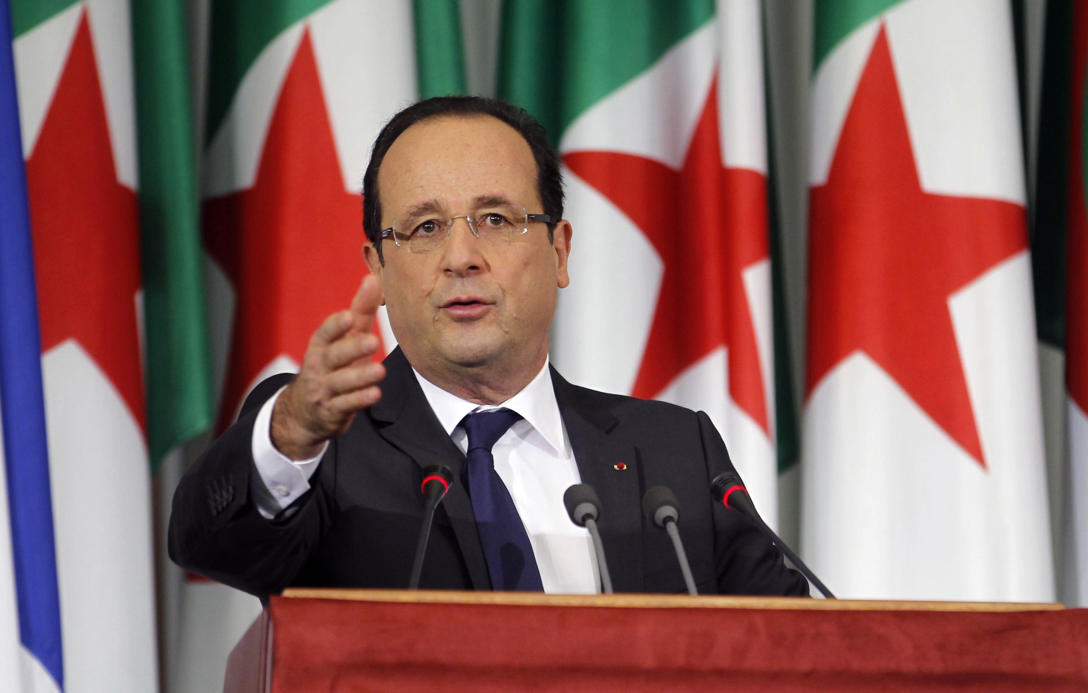Ιστορική δήλωση Όλαντ: Αναγνώρισε τις σφαγές Αλγερινών από Γάλλους