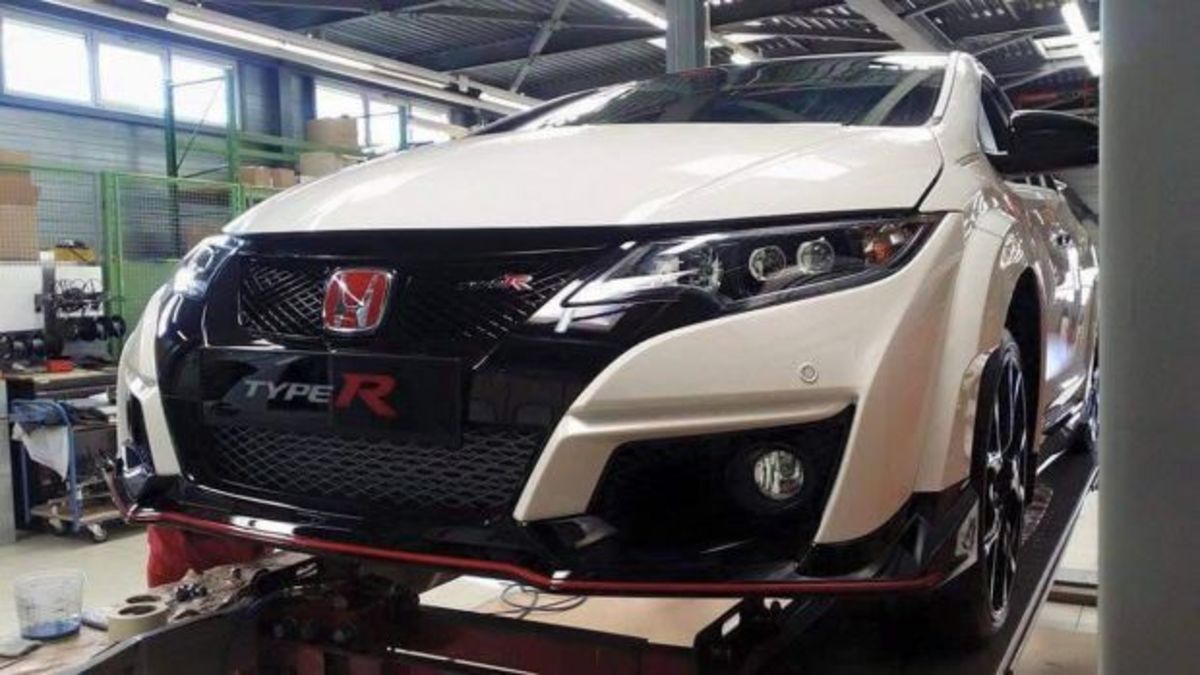 Το νέο Honda Civic Type R χωρίς καμουφλάζ