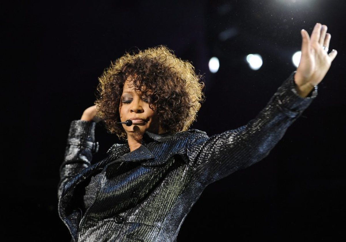 Στο “σφυρί” προσωπικά αντικείμενα της Whitney Houston – Ανάμεσά τους και ένα βραβείο Emmy