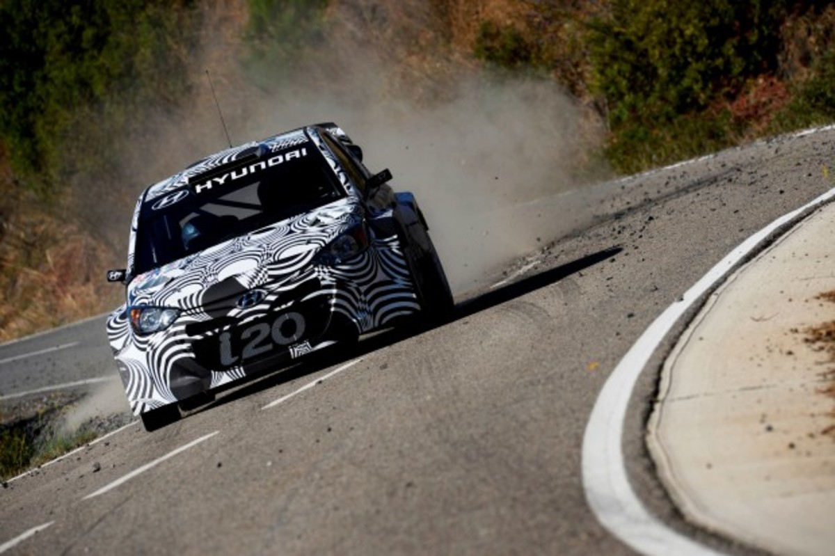 Συνεχίζεται πυρετωδώς η εξέλιξη του Hyundai i20 WRC (VIDEO)