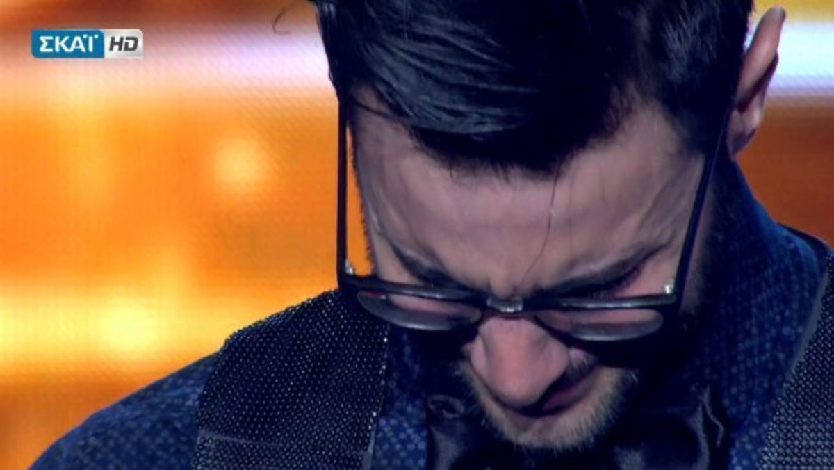 X Factor: Κατέρρευσε ο Ίαν Στρατής! Έβαλε τα κλάματα στη σκηνή!