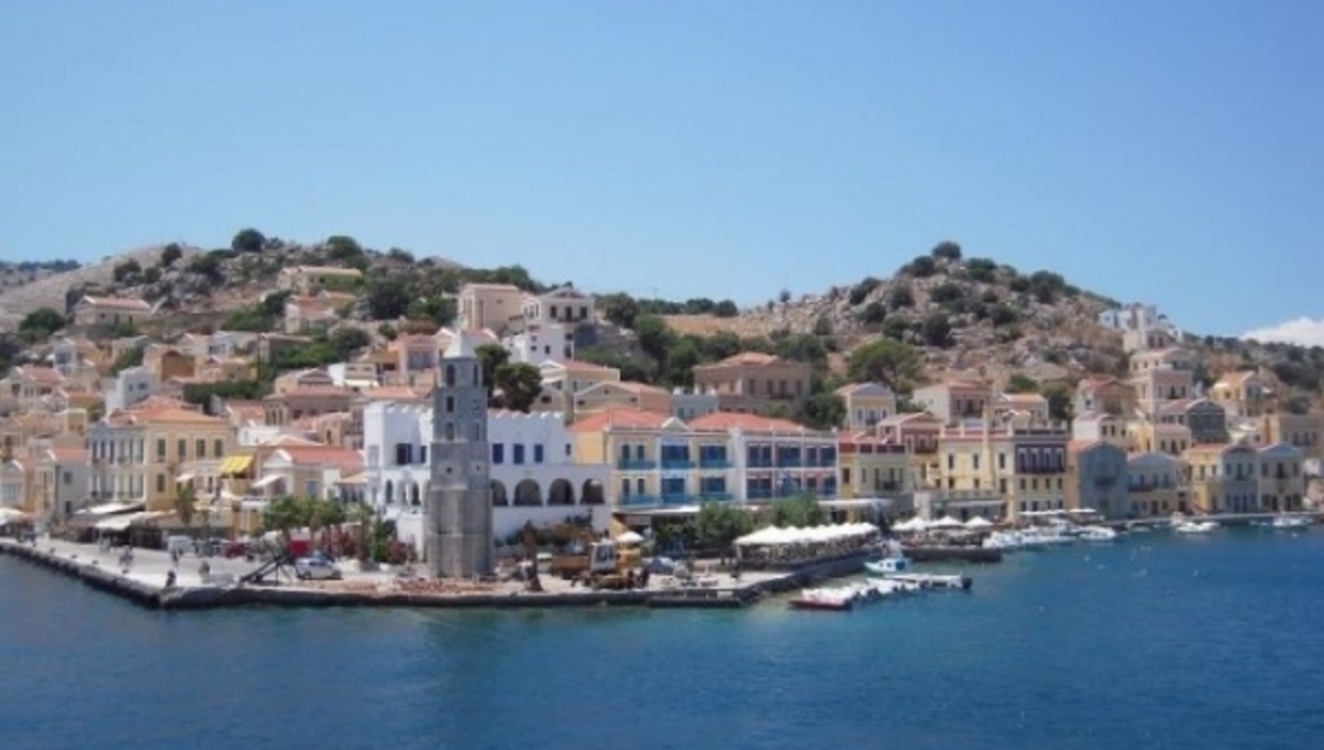 Γιατρός του Στρατού στο Περιφερειακό Ιατρείο Σύμης