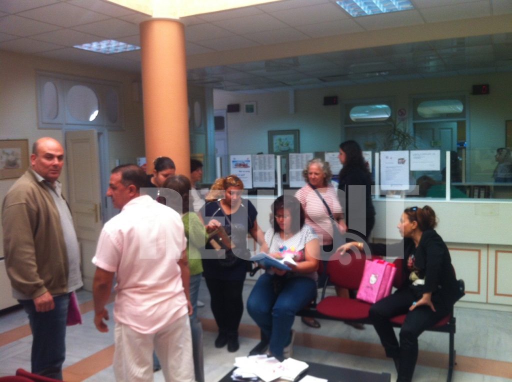 Εκρηξη στα κοινωνικά ιατρεία – Βουλιάζουν καθημερινά από κόσμο