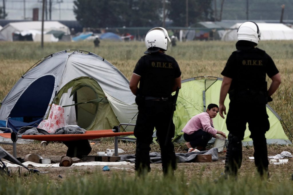 Ειδομένη: Την Τετάρτη συνεχίζεται η επιχείρηση εκκένωσης – Πάνω από 2000 πρόσφυγες μεταφέρθηκαν σε κέντρα φιλοξενίας