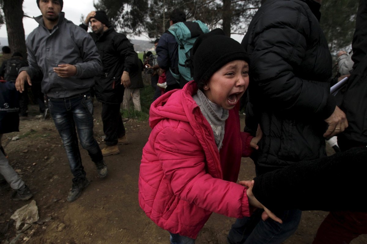 Financial Times:  «Η Ευρώπη γυρνάει την πλάτη της στην Ελλάδα για τους πρόσφυγες»
