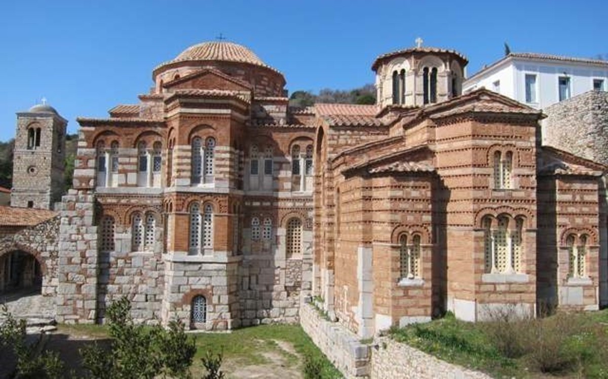 Μονή Οσίου Λουκά: Η Αγια Σοφιά της Ρούμελης