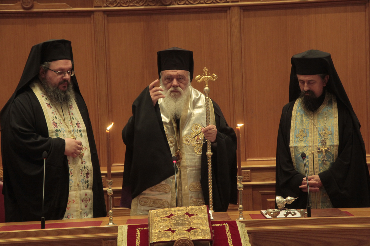 Πόσα λεφτά βγάζει η Εκκλησία όπως ισχυρίζεται – Και τι πληρώνει