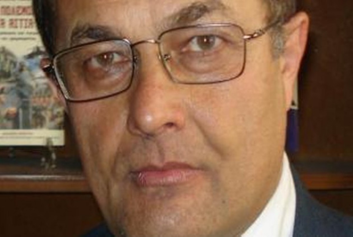 Παναγιώτης Ήφαιστος: Ο ανθόσπαρτος μεταψυχροπολεμικός βίος των νεοελληνικών φαντασιώσεων