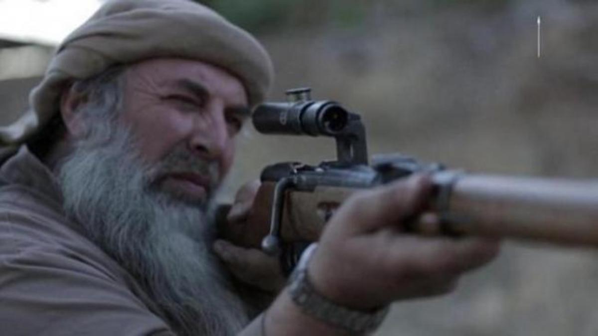 Νέο βίντεο Σοκ: Ελεύθεροι σκοπευτές του Ισλαμικού Κράτους εκτελούν στρατιώτες εν ψυχρώ!