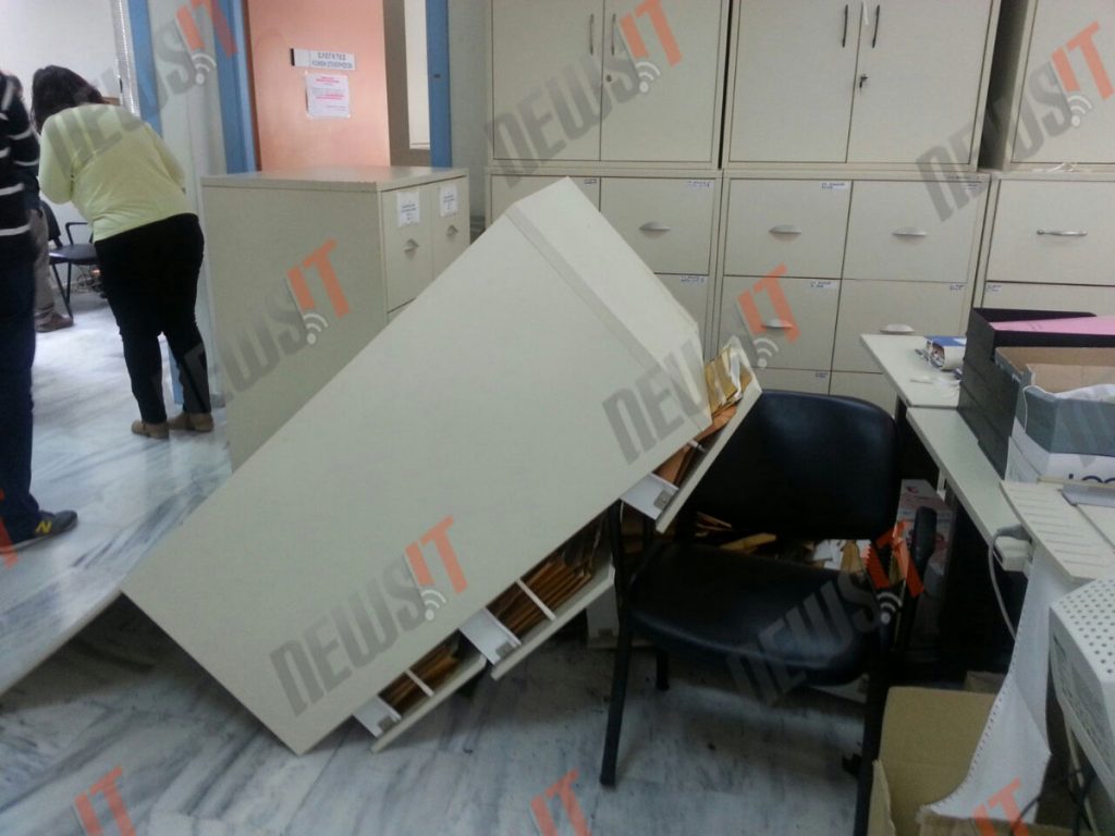 Γης μαδιαμ το ΙΚΑ Παγκρατίου! Ασφαλισμένος τα έσπασε κι έγινε καπνός (ΦΩΤΟ)