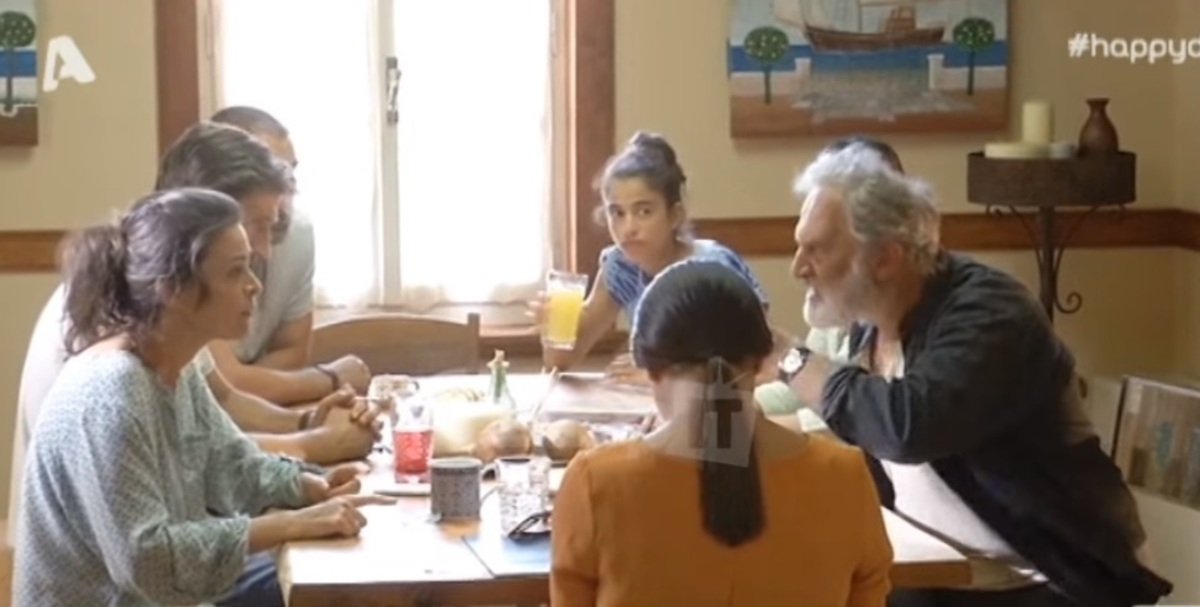 Η λέξη που δεν λες: Οι πρωταγωνιστές μας συστήνουν τους χαρακτήρες της σειράς!