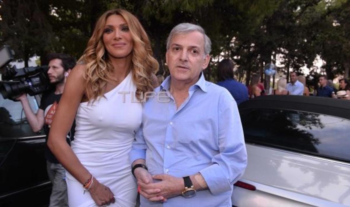 Αγγελική Ηλιάδη: Βάφτισε τον γιο της, με τους γονείς της στο πλευρό της!