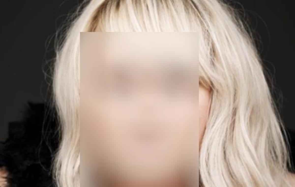Αποκαλύφθηκε! Celebrity μας κρύβει 7 χρόνια από την ηλικία της!