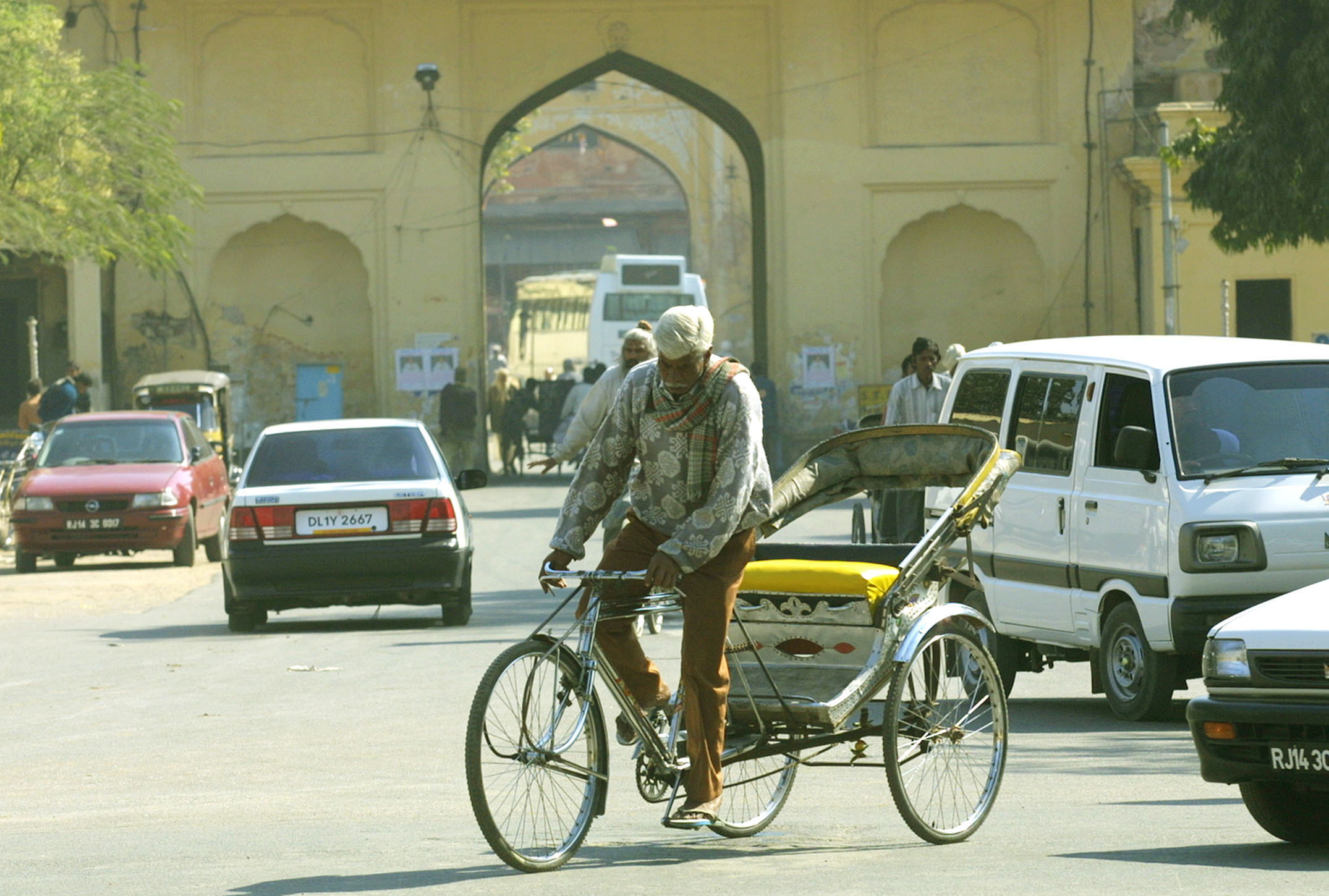 Αιματηρές ταραχές με δύο νεκρούς στην Ινδία