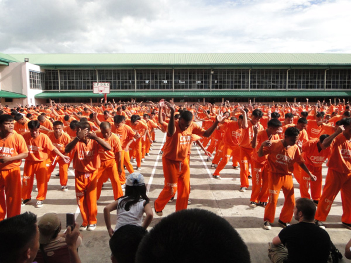 Οι φυλακισμένοι δολοφόνοι χορευτές !