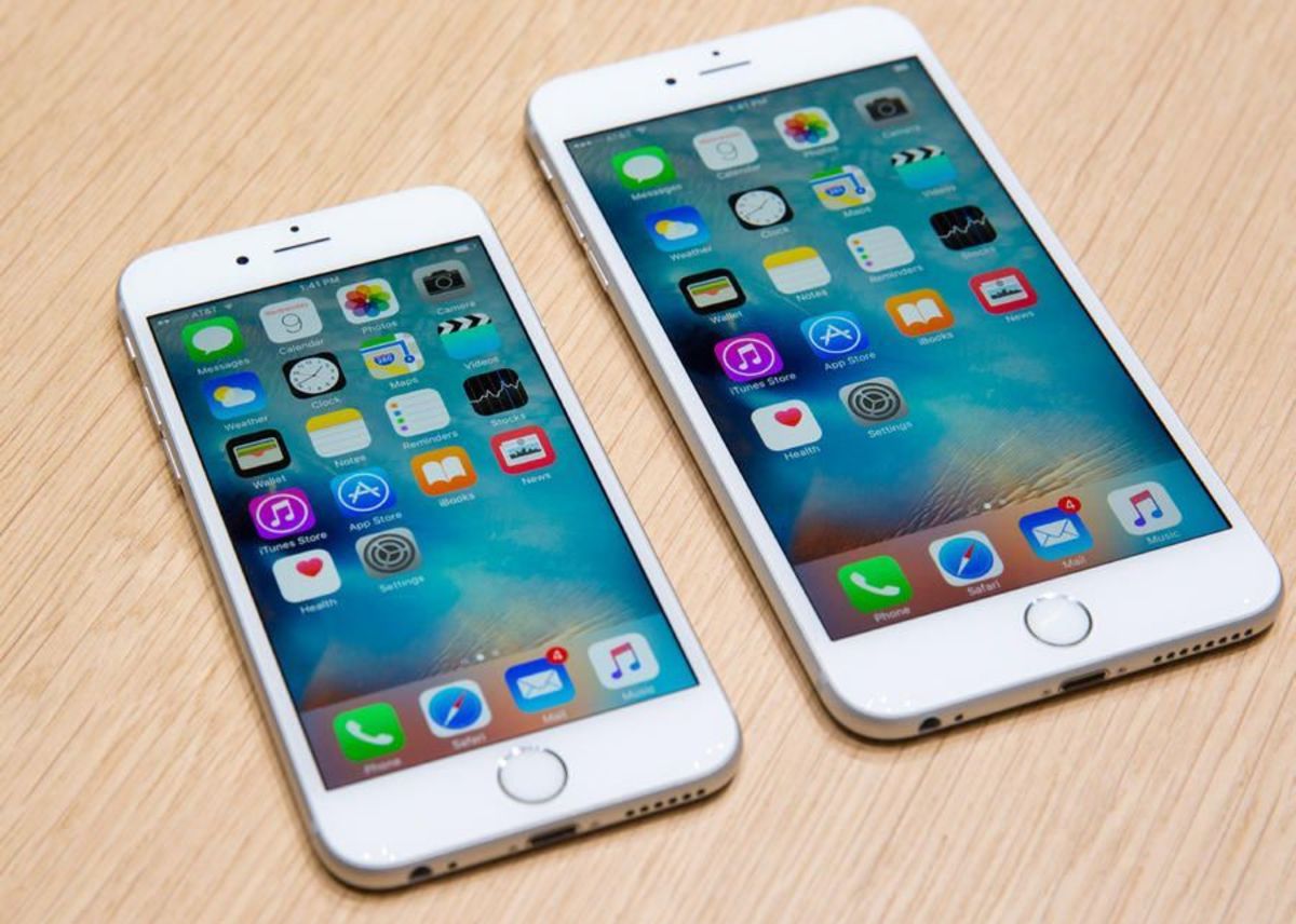 Τα νέα iPhone εξαντλήθηκαν πριν καν κυκλοφορήσουν!