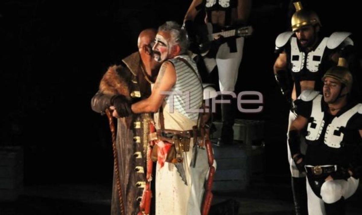 “Ιππής” του Αριστοφάνη! Η αρχαία κωμωδία με τους Π. Φιλιππίδη και Γ. Ζουγανέλη. Δες φωτογραφίες
