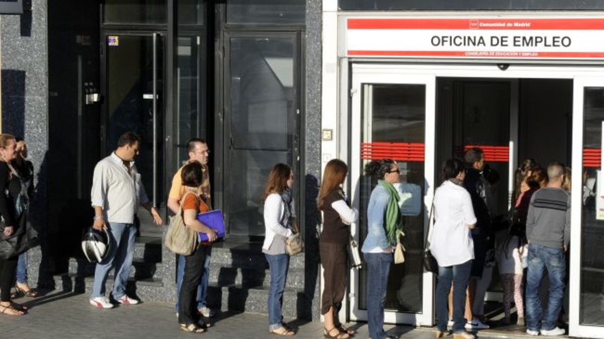 Ισπανία: Παράταση του επιδόματος στους μακροχρόνια ανέργους