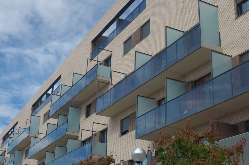 Χρεωκοπεί ισπανικός κολοσσός αγοραπωλησίας ακινήτων