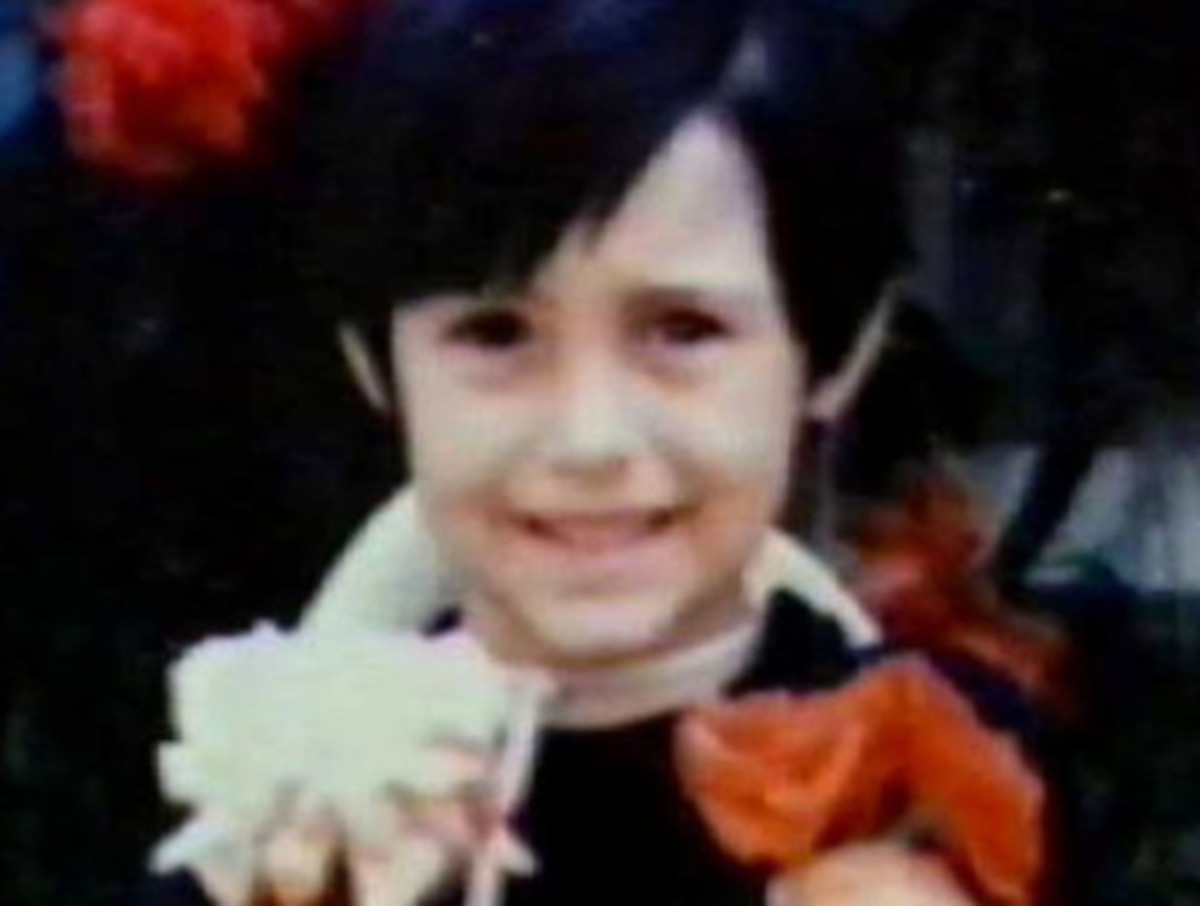 Ποιος ηθοποιός από τα Φιλαράκια είναι αυτός ο μικρός κύριος;