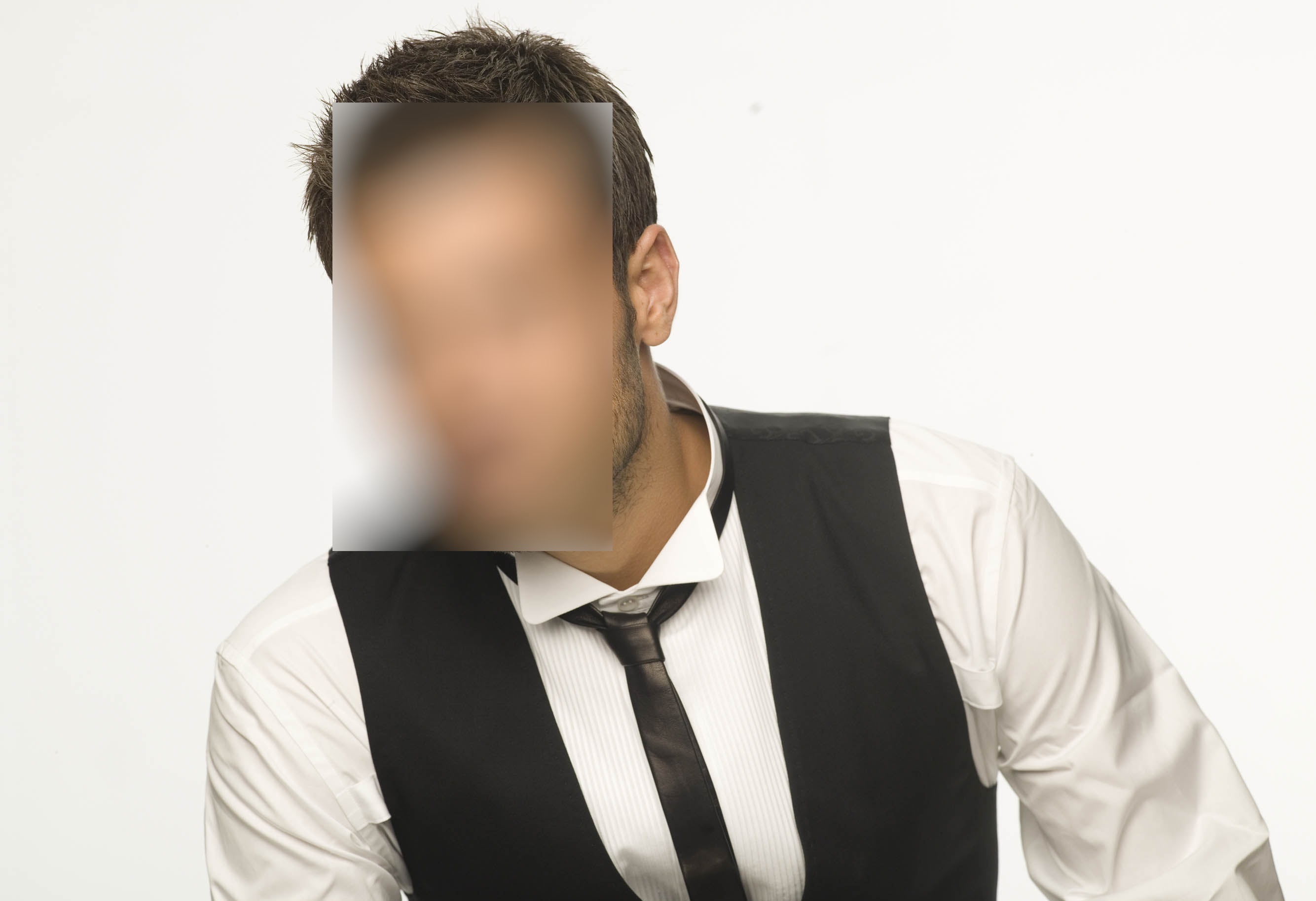 Έλληνας τραγουδιστής αποκάλυψε ότι έχει κάνει σεξ σε μπαλκόνι!