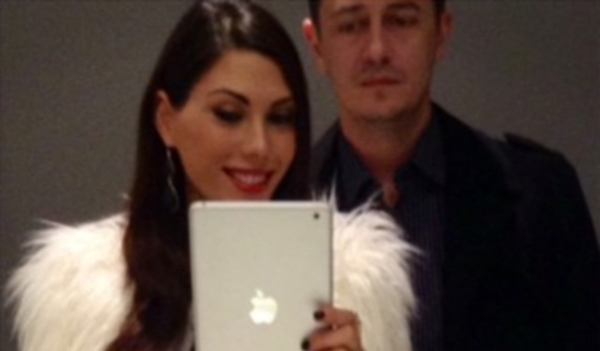 Ο Αντώνης Σρόιτερ γιόρτασε την επέτειο γάμου με μία φωτογραφία