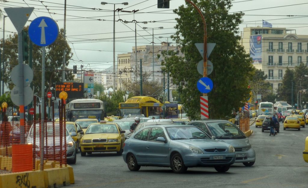 Τέλη κυκλοφορίας: Διαψεύδει ο Τρύφων Αλεξιάδης τις αυξήσεις και το μαχαίρι στις φοροαπαλλαγές