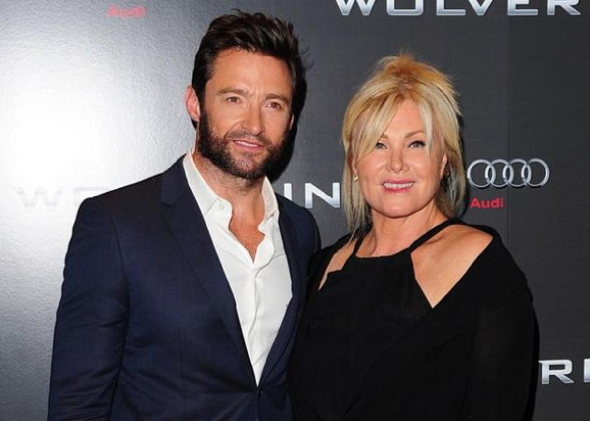 Αγνώριστος ο Hugh Jackman – Δες πώς ήταν πριν 20 χρόνια, όταν παντρεύτηκε!