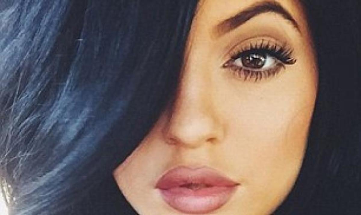 Kylie Jenner: Σοκάρει η μικρή αδερφή της Kim Kardashian λέγοντας σε βίντεο ότι είναι… “φτιαγμένη”!