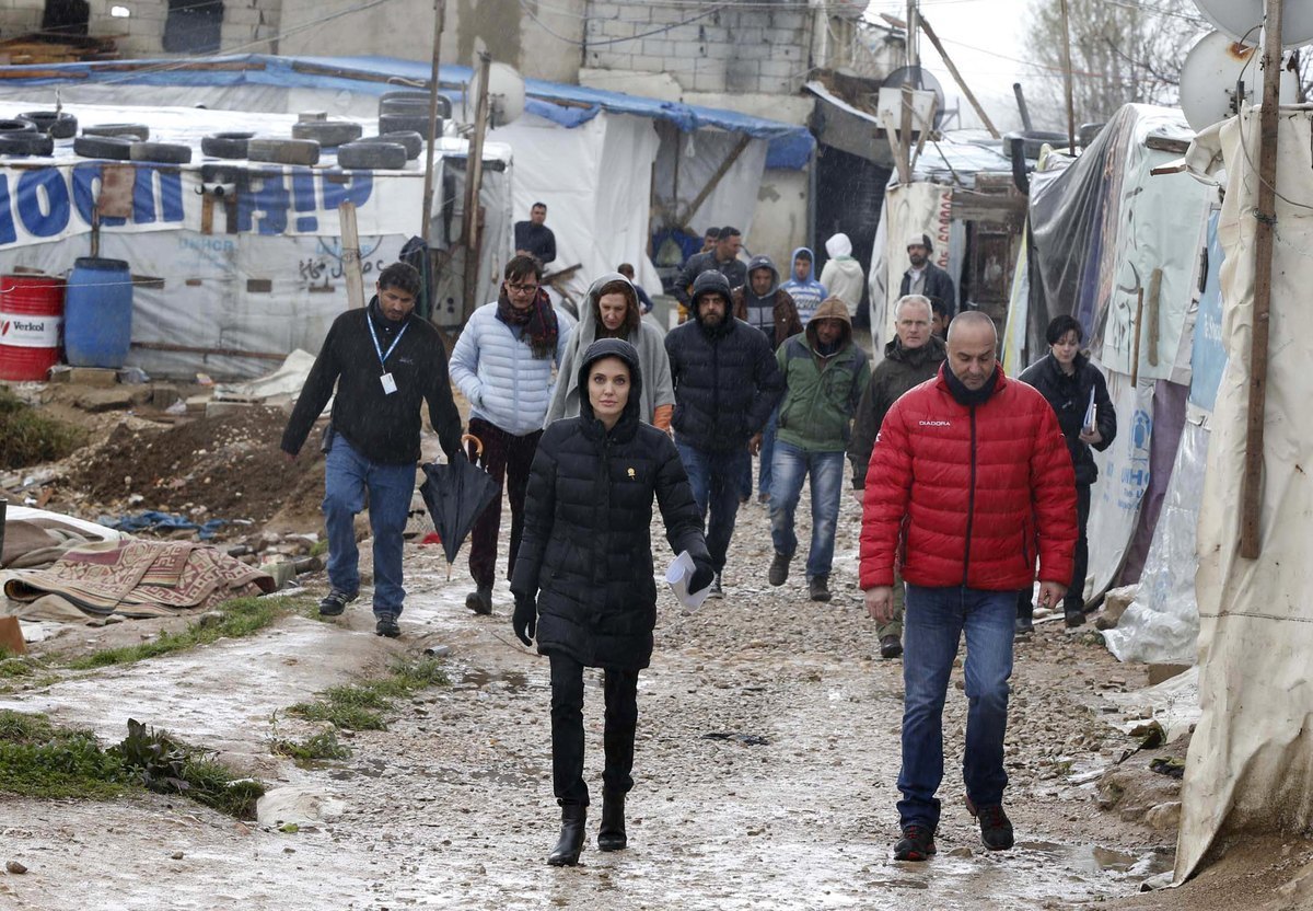 Στην Αθήνα η Angelina Jolie – Την περιμένουν και στην Ειδομένη