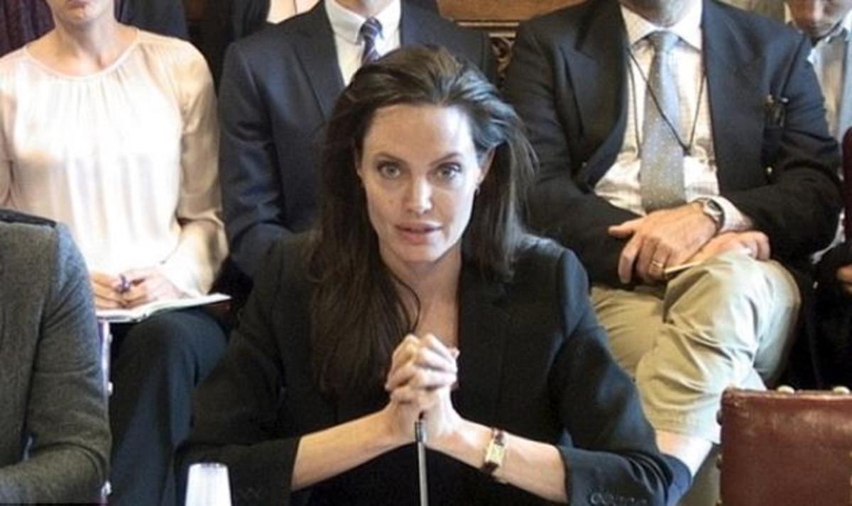 Angelina Jolie: Κραυγή αγωνίας για τους βιασμούς των ανηλίκων!
