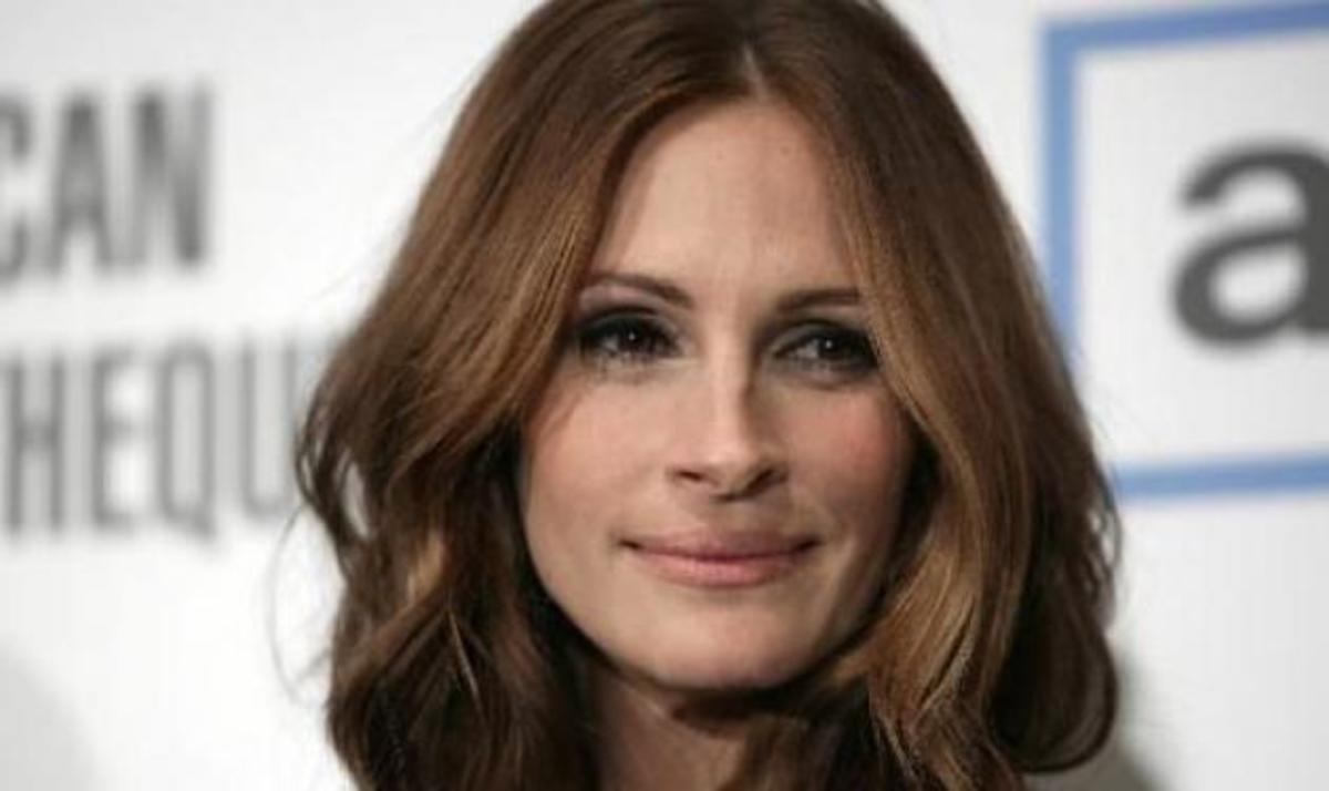 J. Roberts: Θέλει να κάνει baby sitting στα 6 παιδιά της Jolie!