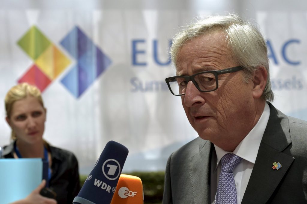 Γιούνκερ: «Τηλεφωνώ 3 φορές την εβδομάδα σε Έλληνες φίλους για να μου πουν τι συμβαίνει – Μου λένε δεν έχουν να αγοράσουν φάρμακα!»