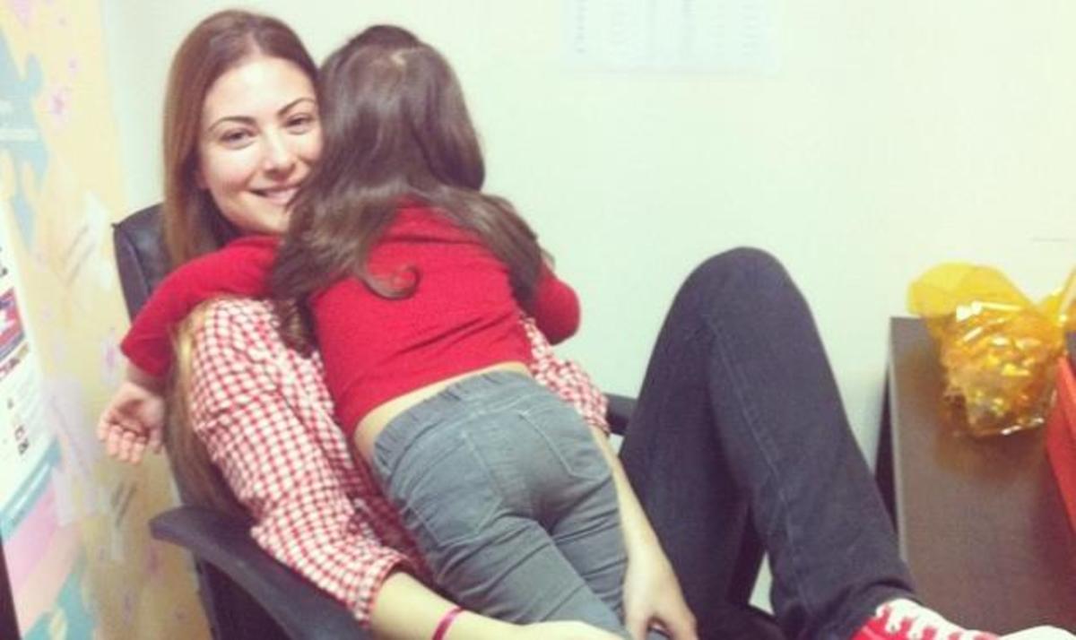 Η Δέσποινα Καμπούρη πήρε την κόρη της στη δουλειά!