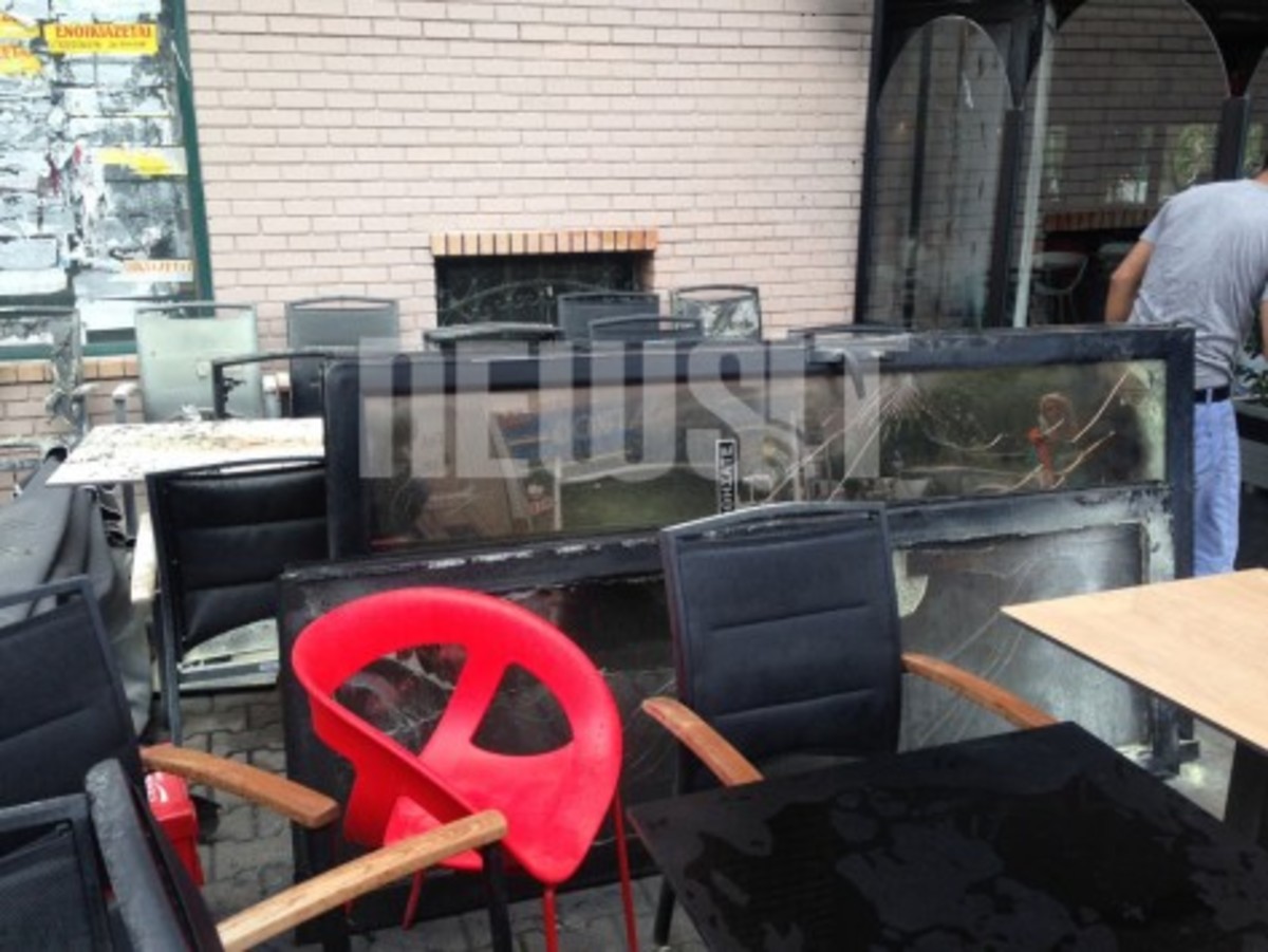Έκαψαν την καφετέρια ποδοσφαιριστή