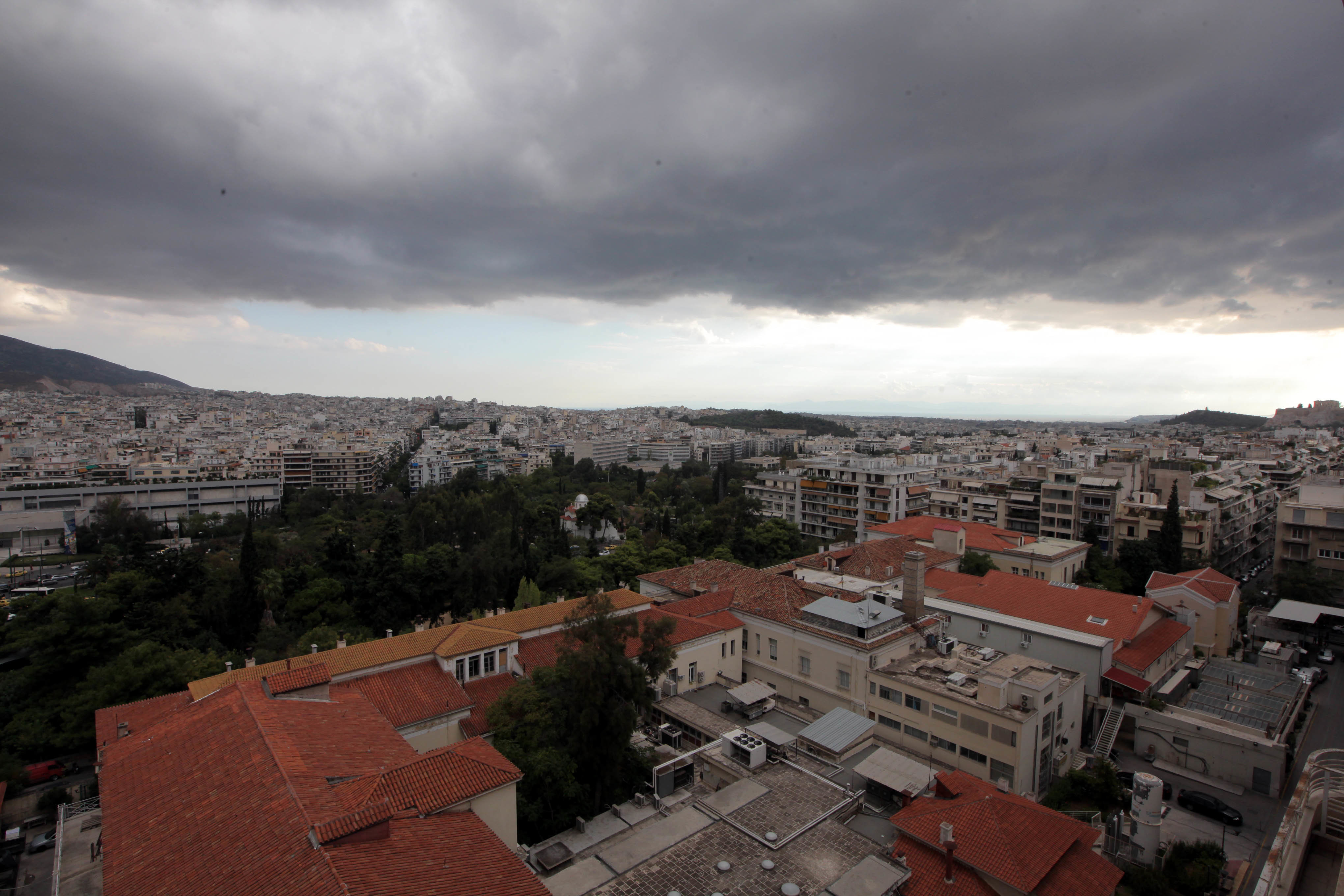 Συννεφιά και άνοδος της θερμοκρασίας