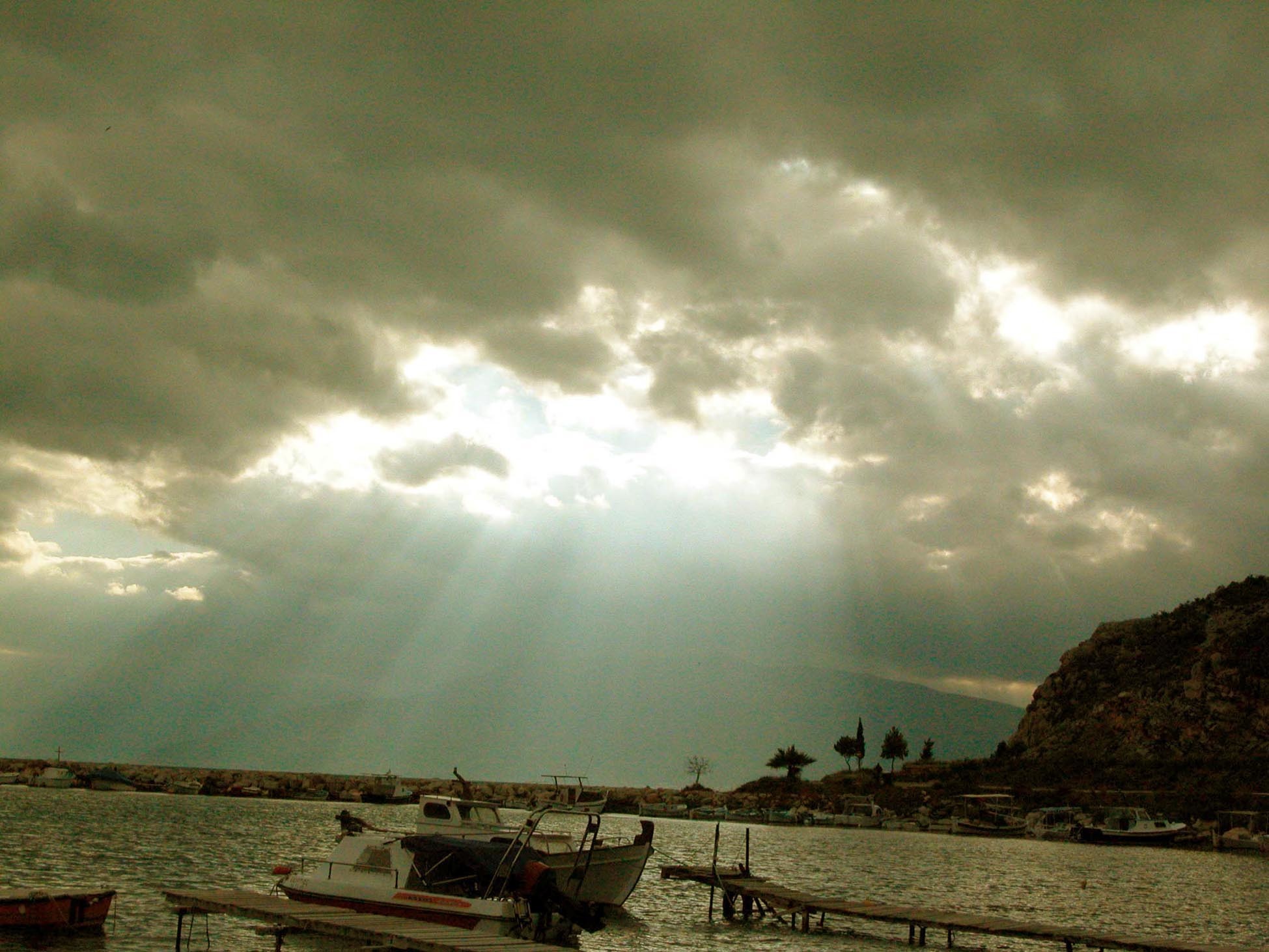 Χαλάει πάλι ο καιρός από την Τρίτη