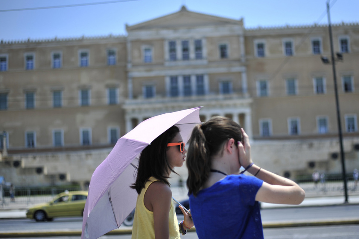 Καιρός: (Ξανά)Βγάλτε τα κοντομάνικα!