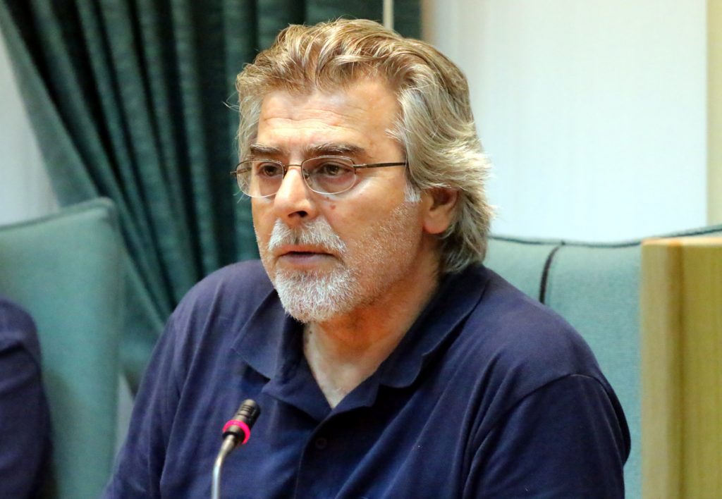 Καλύβης: Όχι στο “πάση θυσία ευρώ”