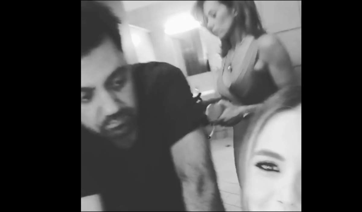 Η Αντωνία Καλλιμούκου τραγουδά μπροστά στον Γιώργο Θεοφάνους και…
