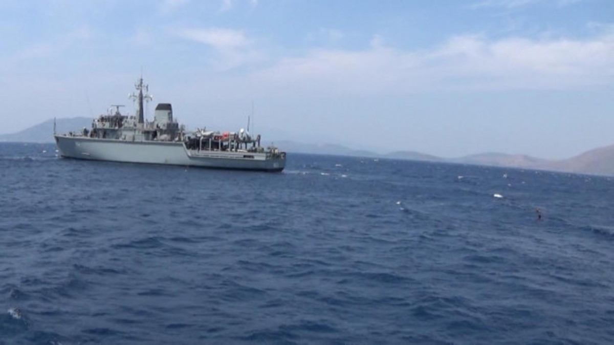 Το ναρκοθηρευτικό “Καλλιστώ” διασώζει ναυαγούς! – Συγκλονιστικές φωτογραφίες