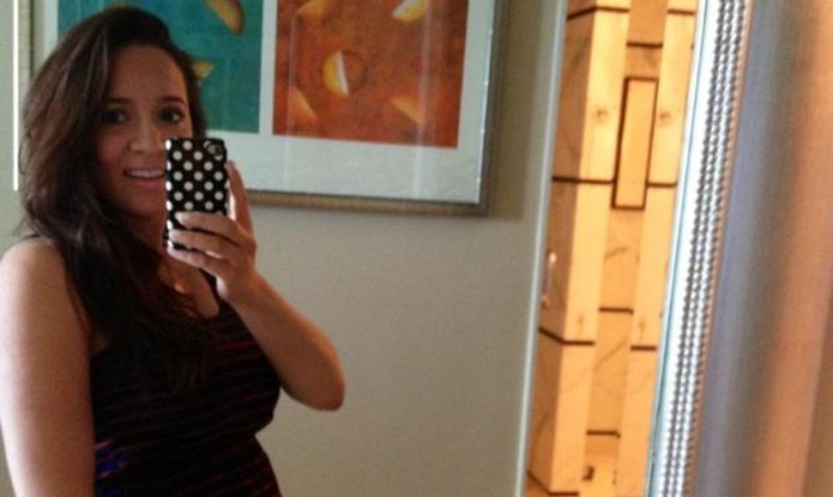 H Kαλομοίρα αποκαλύπτει το φύλο των παιδιών της! Video