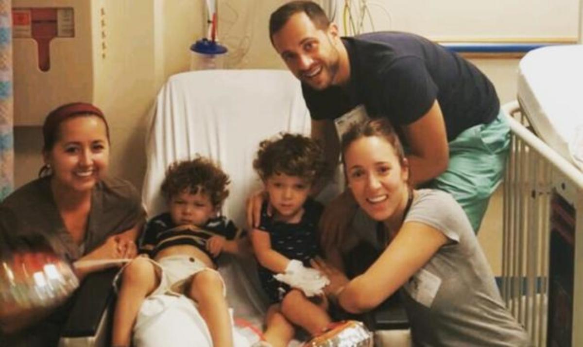 Δύσκολες ώρες για την Καλομοίρα – Στο νοσοκομείο ο γιος της